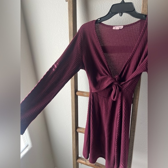 Long sleeve deep red dress - size L - Picture 3 of 5